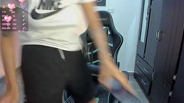 Snapshot of gooddess_isis chatting on 01/23/25, 07:43 gooddess isis online show from 01/23/25, 07:43