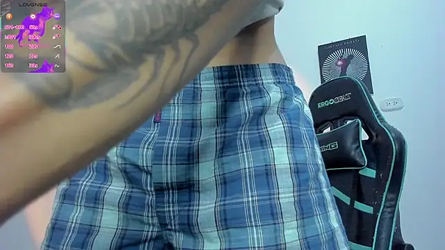 Snapshot of gooddess_isis chatting on 02/22/25, 12:27 gooddess isis online show from 02/22/25, 12:27