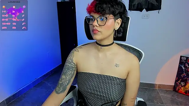 Snapshot of gooddess_isis chatting on 09/08/25, 10:53 gooddess isis online show from 09/08/25, 10:53