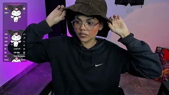 Snapshot of gooddess_isis chatting on 10/28/25, 02:31 gooddess isis online show from 10/28/25, 02:31