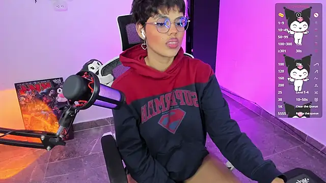 Snapshot of gooddess_isis chatting on 11/21/25, 10:25 gooddess isis online show from 11/21/25, 10:25