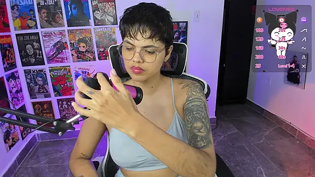 Snapshot of gooddess_isis chatting on 11/26/25, 04:57 gooddess isis online show from 11/26/25, 04:57