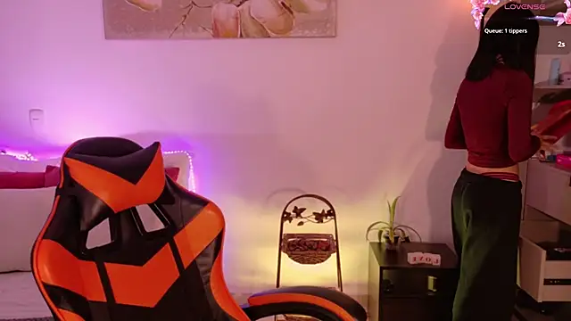 AnabelWolf online show from 03/08/26, 12:53