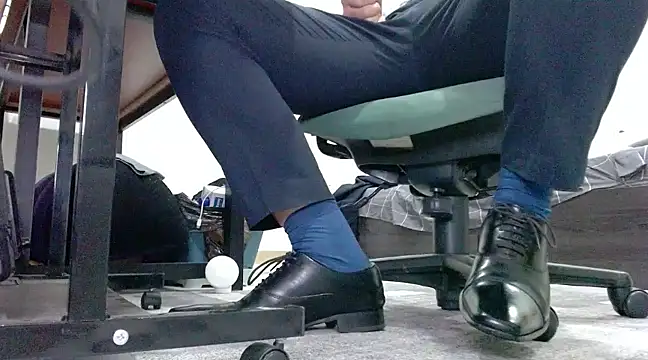 Snapshot of softlyS chatting on 02/11/25, 03:40 softlyS online show from 02/11/25, 03:40