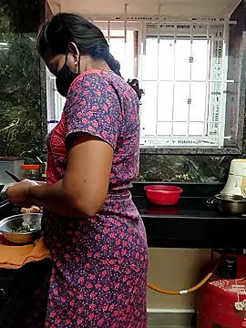 Tamil Shalini Lustyy online show from 02/12/26, 01:33