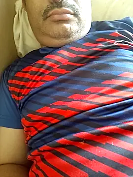 samee00721 online show from 09/21/25, 04:03