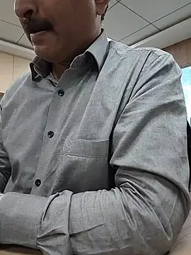 samee00721 online show from 01/12/26, 09:14