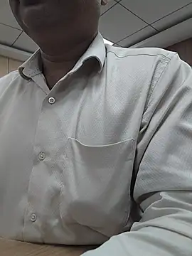 samee00721 online show from 05/19/26, 10:54