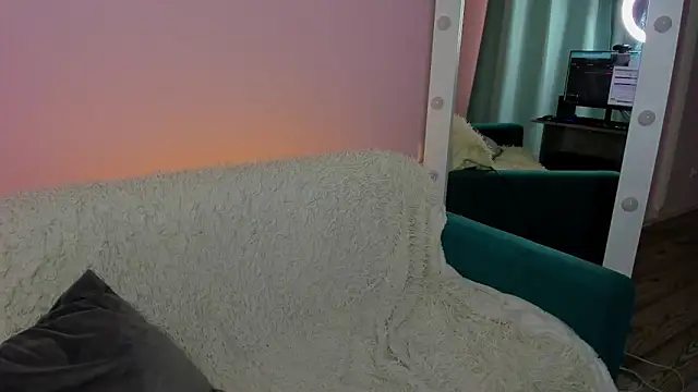 Lisa Payne online show from 01/07/25, 08:03