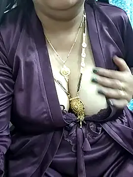 Snapshot of Mayuri77 chatting on 02/01/25, 05:16 Mayuri77 online show from 02/01/25, 05:16