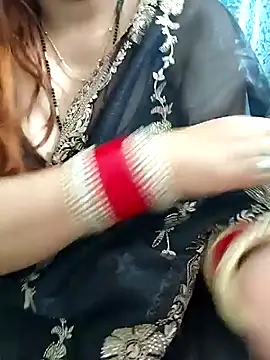 Snapshot of Mayuri77 chatting on 02/05/25, 07:53 Mayuri77 online show from 02/05/25, 07:53