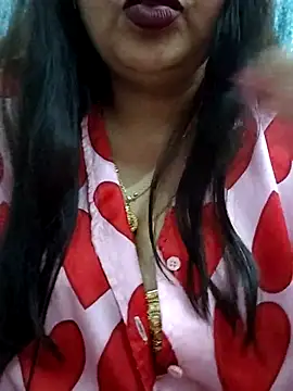 Snapshot of Mayuri77 chatting on 02/17/25, 05:21 Mayuri77 online show from 02/17/25, 05:21