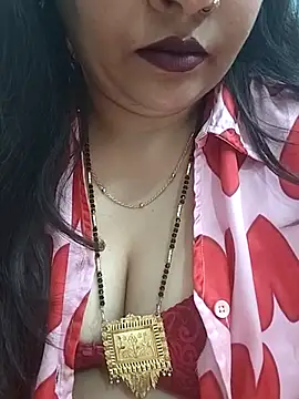 Snapshot of Mayuri77 chatting on 02/23/25, 08:06 Mayuri77 online show from 02/23/25, 08:06