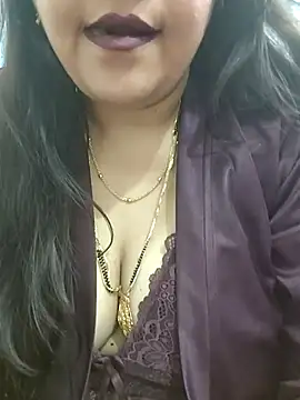 Snapshot of Mayuri77 chatting on 02/23/25, 05:18 Mayuri77 online show from 02/23/25, 05:18