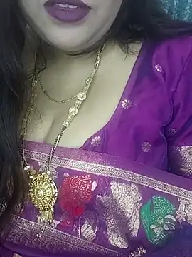 Snapshot of Mayuri77 chatting on 03/02/25, 03:37 Mayuri77 online show from 03/02/25, 03:37