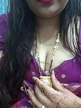 Snapshot of Mayuri77 chatting on 03/03/25, 09:55 Mayuri77 online show from 03/03/25, 09:55