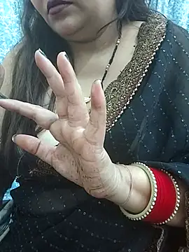 Snapshot of Mayuri77 chatting on 03/11/25, 04:51 Mayuri77 online show from 03/11/25, 04:51