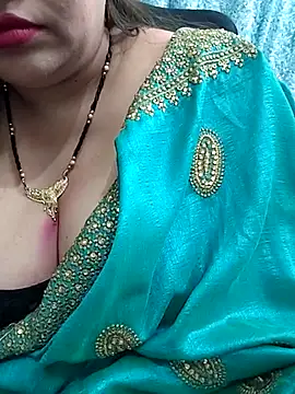 Snapshot of Mayuri77 chatting on 03/14/25, 09:43 Mayuri77 online show from 03/14/25, 09:43