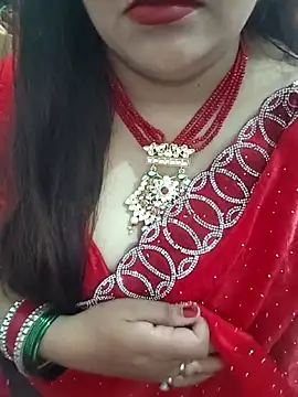 Snapshot of Mayuri77 chatting on 09/25/25, 05:22 Mayuri77 online show from 09/25/25, 05:22