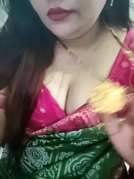 Snapshot of Mayuri77 chatting on 10/28/25, 05:48 Mayuri77 online show from 10/28/25, 05:48