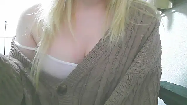 Remi official online show from 12/16/25, 10:20