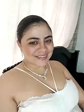 ElizabethWeil online show from 03/06/25, 02:40