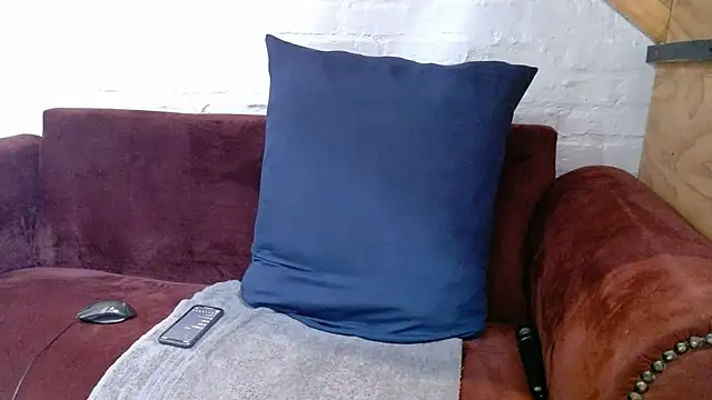 Snapshot of LolaTwerksXX chatting on 09/11/25, 01:33 LolaTwerksXX online show from 09/11/25, 01:33