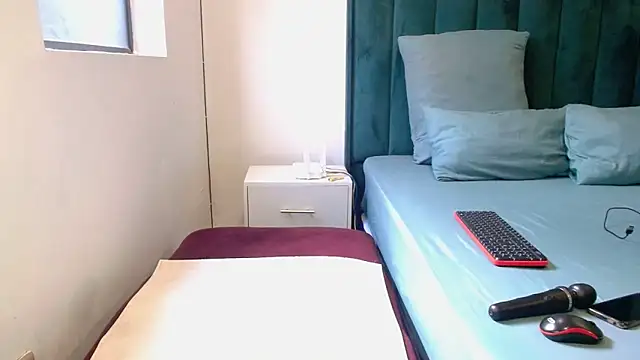 LolaTwerksXX online show from 04/16/26, 11:33