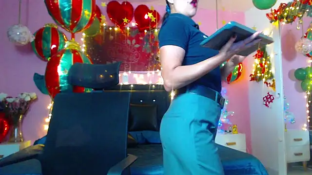 GeorginaBianco online show from 12/19/25, 11:50