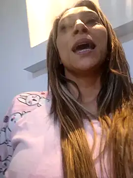 salome drasin online show from 11/22/25, 04:33