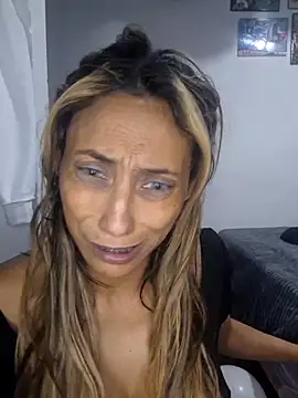 salome drasin online show from 04/15/26, 06:31