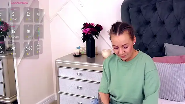 KatyNolan online show from 03/19/26, 01:04