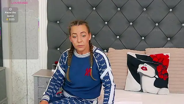 KatyNolan online show from 03/27/26, 07:03