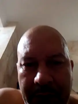 Snapshot of Juan_45 chatting on 06/21/26, 02:41 Juan 45 online show from 06/21/26, 02:41