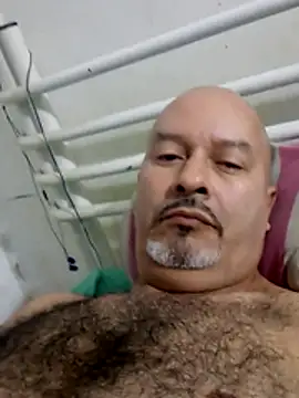 Snapshot of Juan_45 chatting on 07/17/26, 01:34 Juan 45 online show from 07/17/26, 01:34