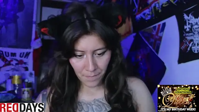 Snapshot of Darkness_jones_ chatting on 12/13/24, 01:04 Darkness jones online show from 12/13/24, 01:04