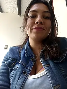 LIZ-06  online show from 02/21/25, 04:48