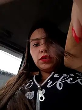 LIZ-06  online show from 03/04/25, 10:38