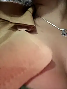 LIZ-06  online show from 03/06/25, 10:26