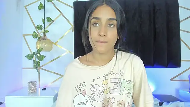 Snapshot of Ambeer_Rousess chatting on 03/02/25, 01:58 Ambeer Rousess online show from 03/02/25, 01:58