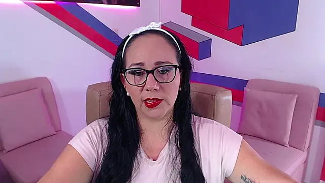 Snapshot of ashleylove_prg chatting on 02/08/25, 03:30 ashleylove prg online show from 02/08/25, 03:30