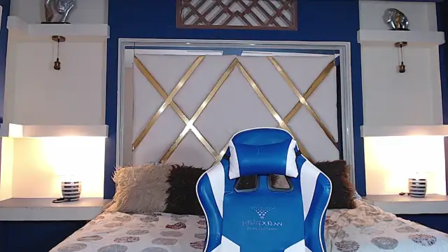 Snapshot of ashleylove_prg chatting on 02/14/25, 10:17 ashleylove prg online show from 02/14/25, 10:17