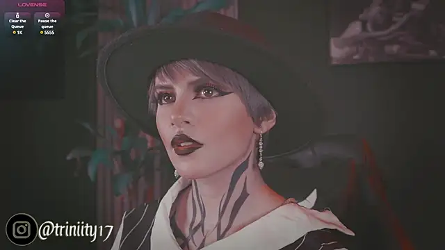 Snapshot of Trinity___s chatting on 02/21/25, 09:22 Trinity s online show from 02/21/25, 09:22