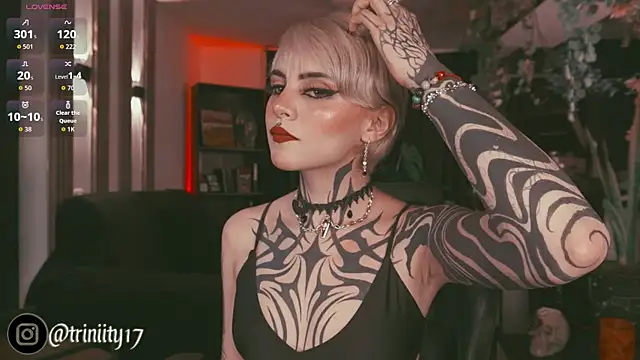 Snapshot of Trinity___s chatting on 09/12/25, 02:44 Trinity s online show from 09/12/25, 02:44