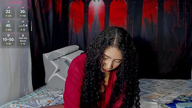 Snapshot of Dakota_M1 chatting on 10/24/25, 01:35 Dakota M1 online show from 10/24/25, 01:35