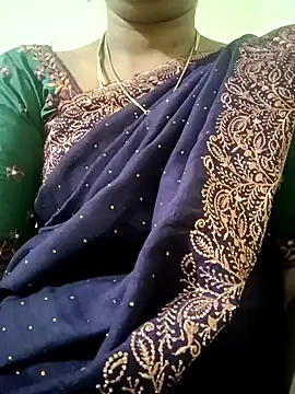 Cute-chinny online show from 12/31/24, 10:56