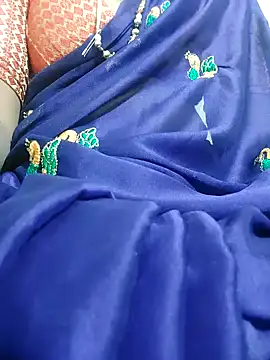 Cute-chinny online show from 01/20/25, 06:53