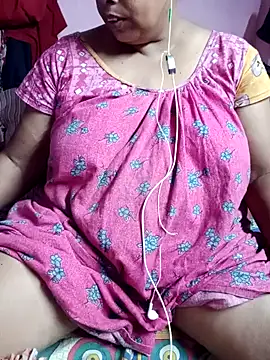 Hotty-rumi online show from 11/03/25, 04:41