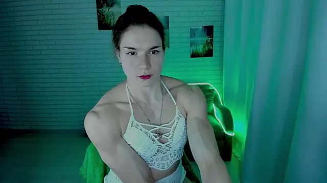 Lisa Ray online show from 12/22/25, 11:02