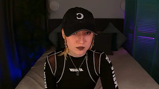 Snapshot of Maddy_Garcia chatting on 10/14/25, 10:54 Maddy Garcia online show from 10/14/25, 10:54